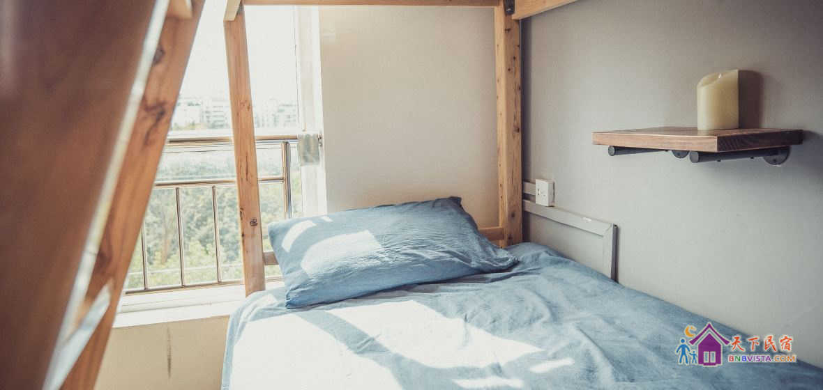 男生六人间(床位)