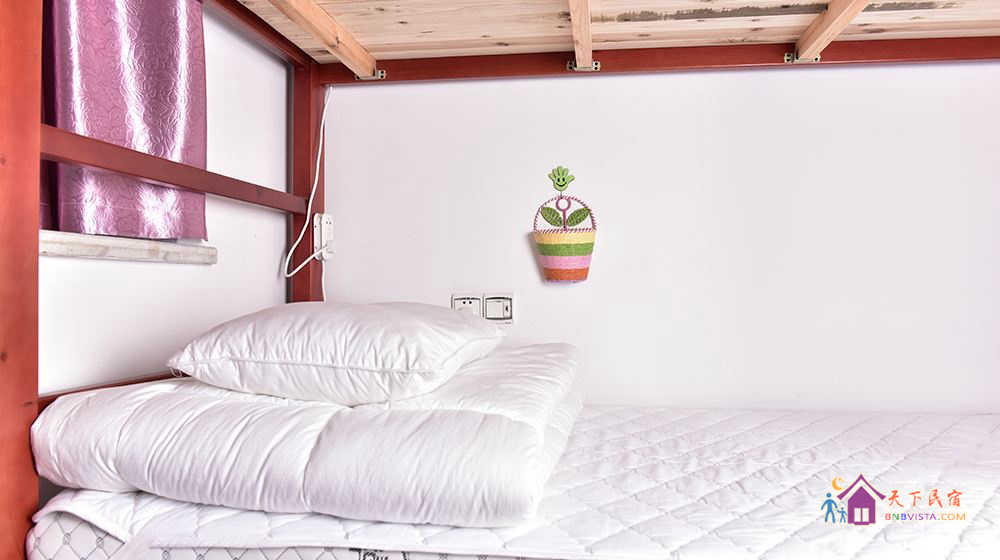 磁器古韵四人床位房