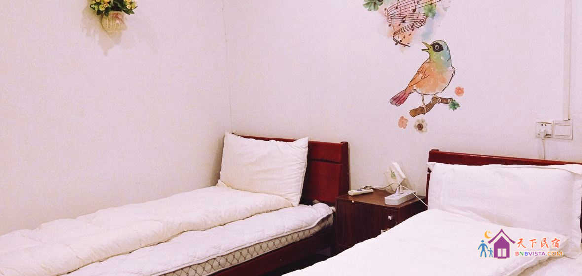 洪崖滴翠两人床位房