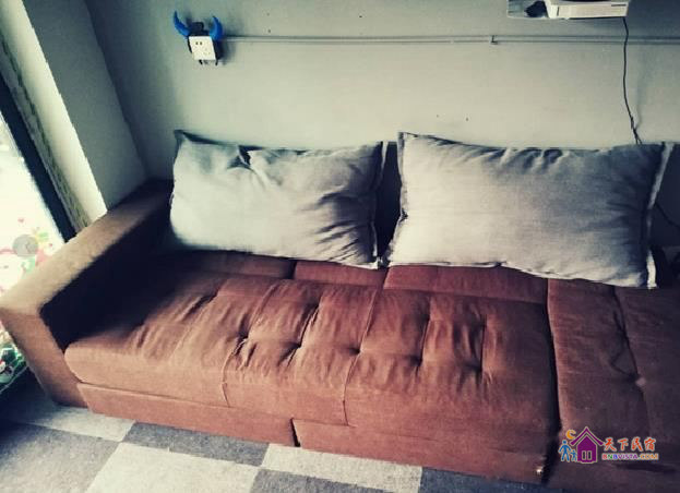 沙发床(公共卫浴)