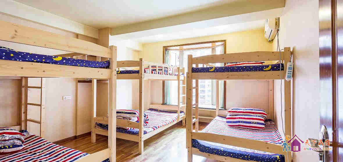 男生六人间(床位)