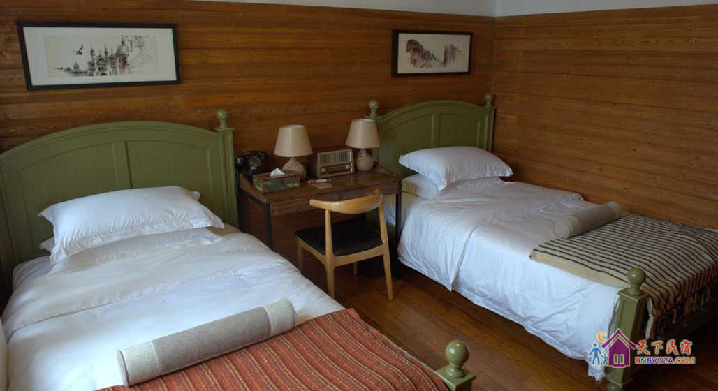 夏朵-标准阳台双人房