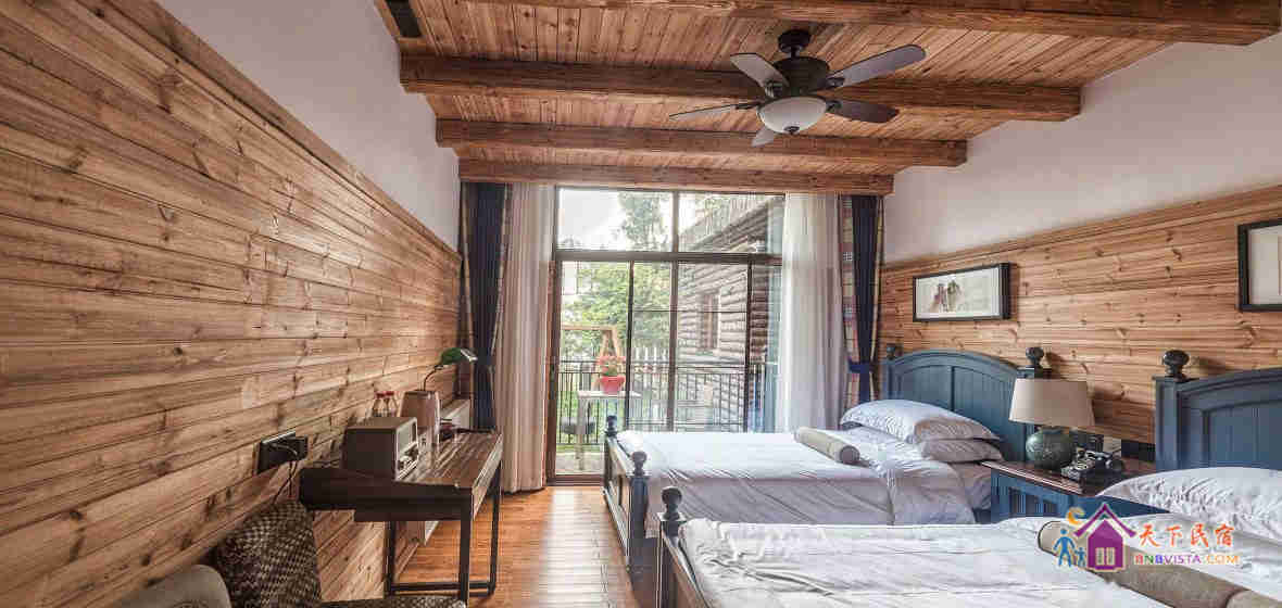 堂舍-豪华阳台双人房