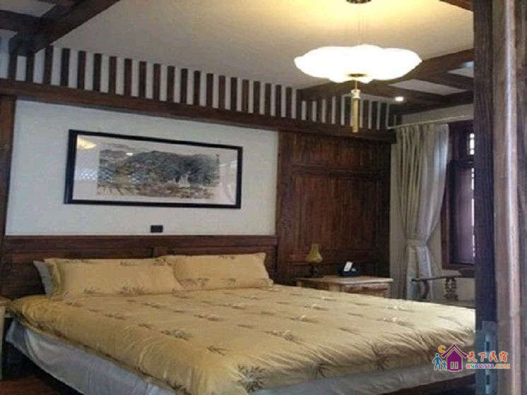 甲子楼温馨大床间