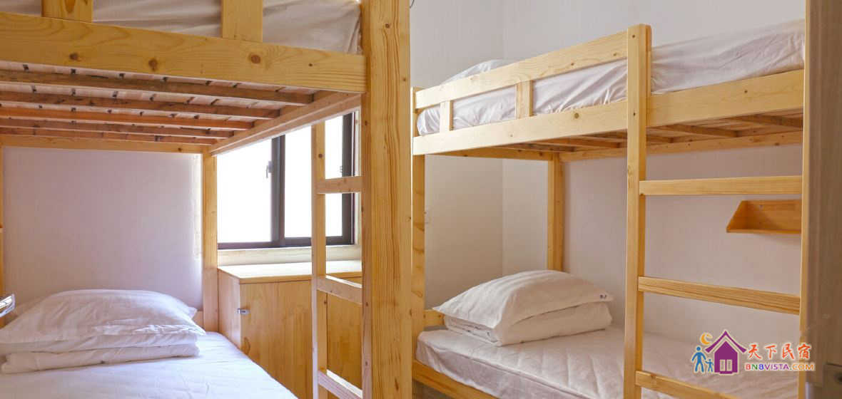 六人间(床位)(公共卫浴)