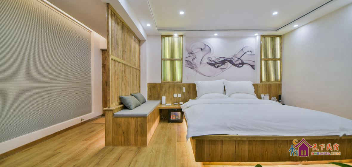 全智能豪华园景大床房