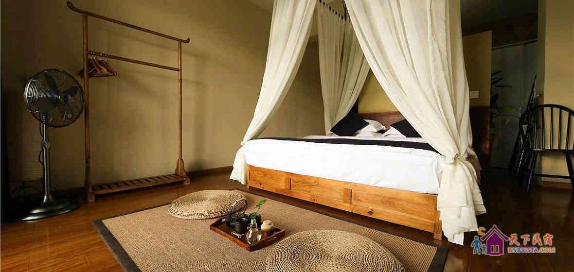 海景纱幔阳台大床房