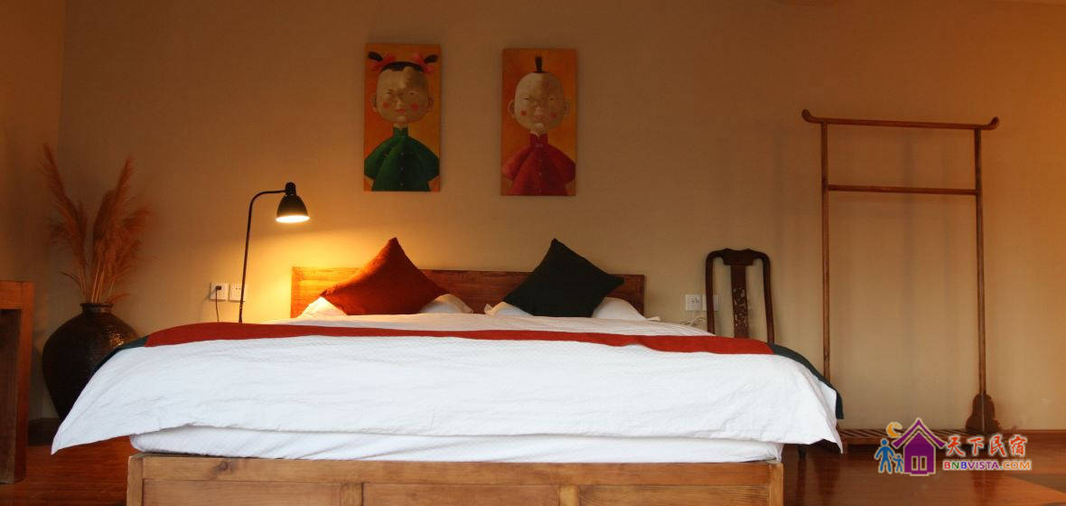 飘台精品大床房