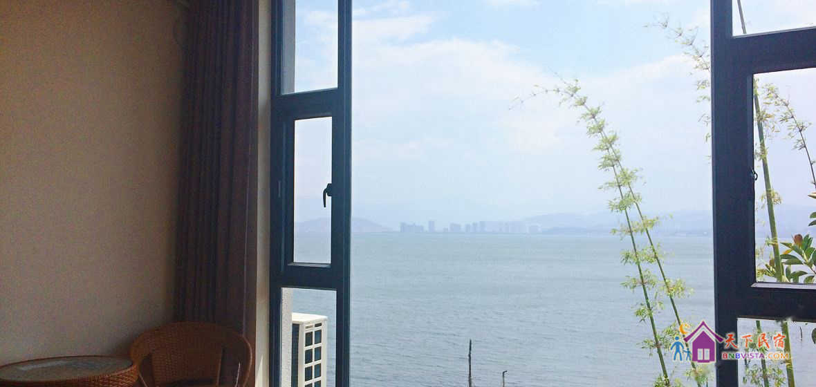 二楼观日赏月海景大床房