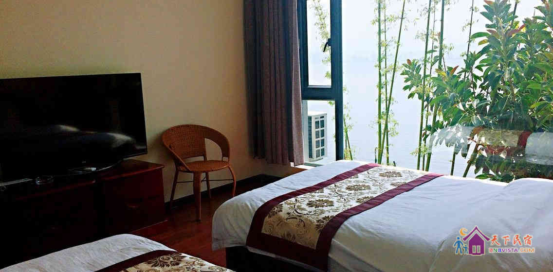 二楼阳光海景双床房