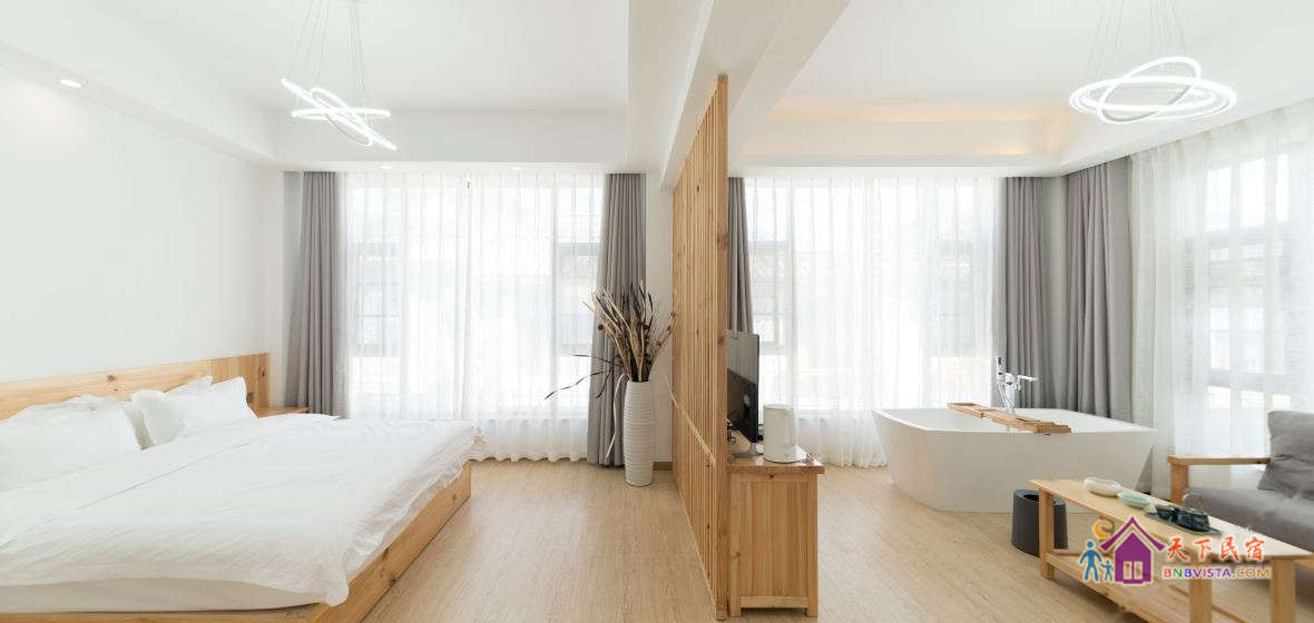 Silkage时尚轻奢大床套房