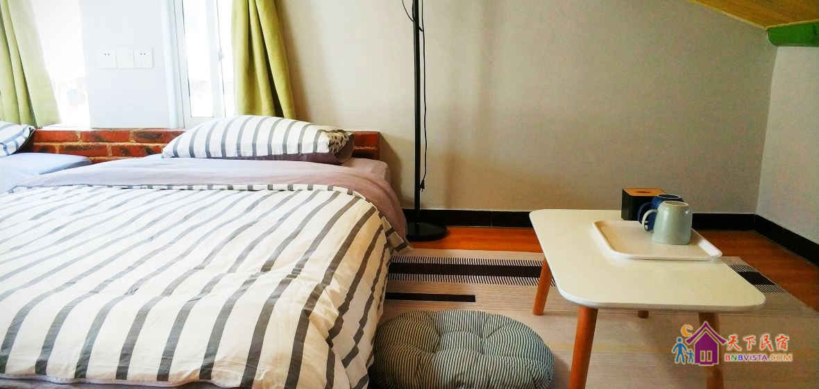 门外苍山全景榻榻米双床小木屋