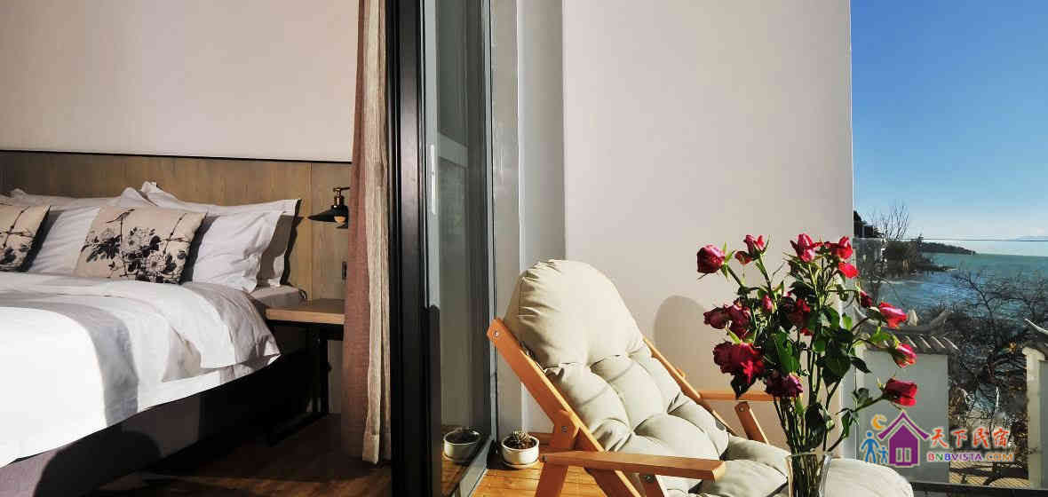 云起雪飞海景大床房