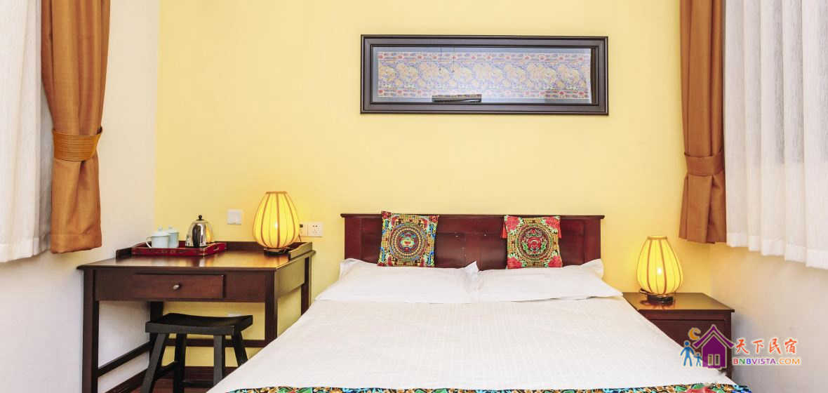 后院大床小套房