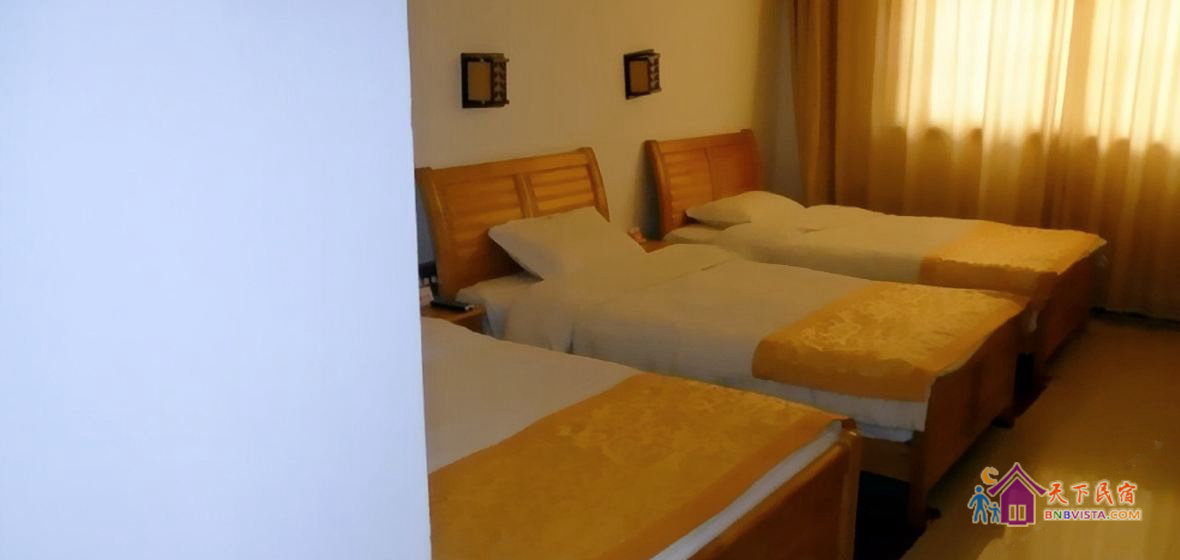 洞庭归客三人间