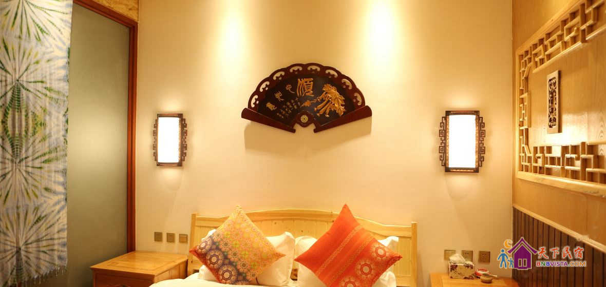 白族木石庭院田园大床房