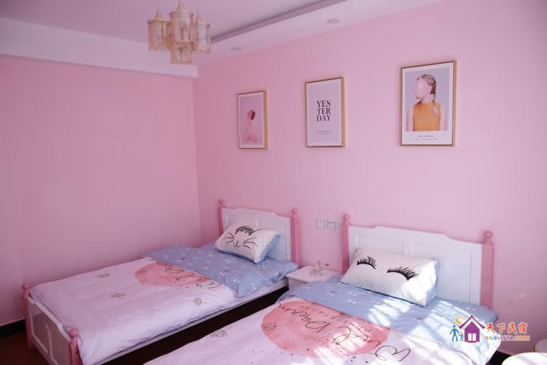 时见岸花闺蜜双床房