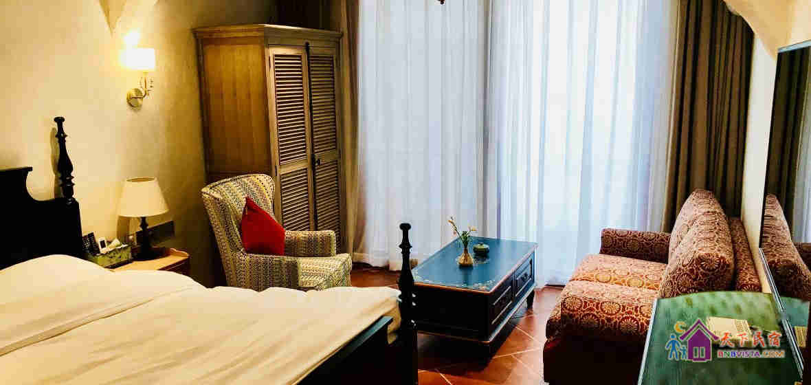 麋鹿花园情侣大床房