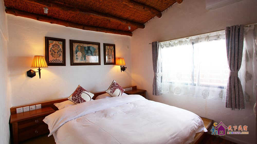 仰观山色亲子套房