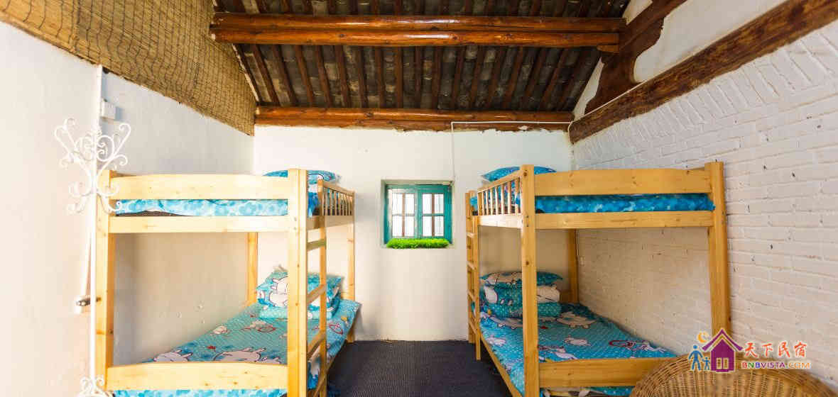 老木屋星空四人间(床位)