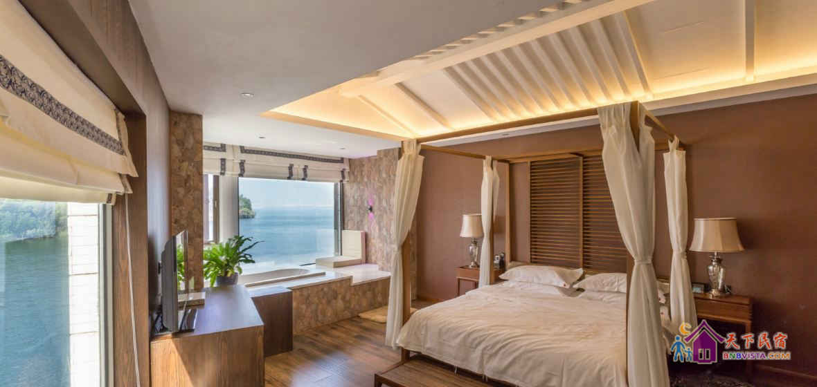 豪华海景大床房