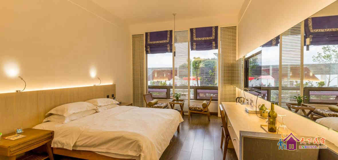 花园海景大床房