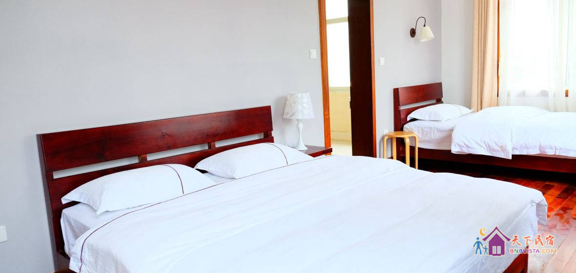 云里山景家庭房