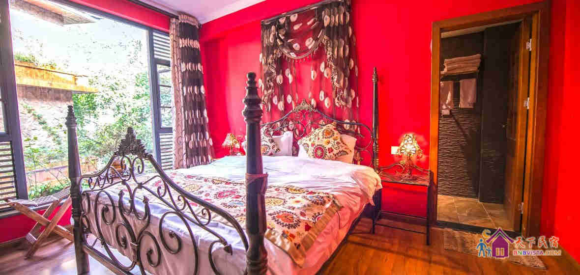 孔雀院景大床房