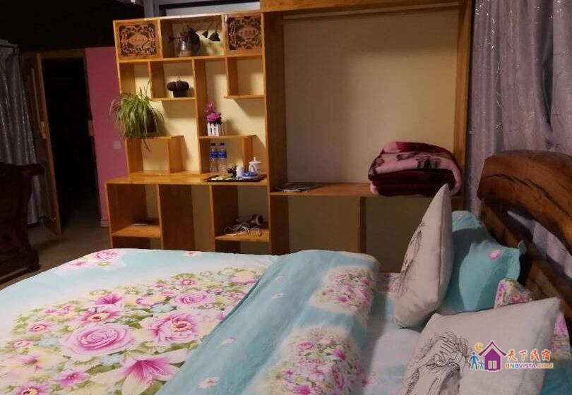 豪华大床房