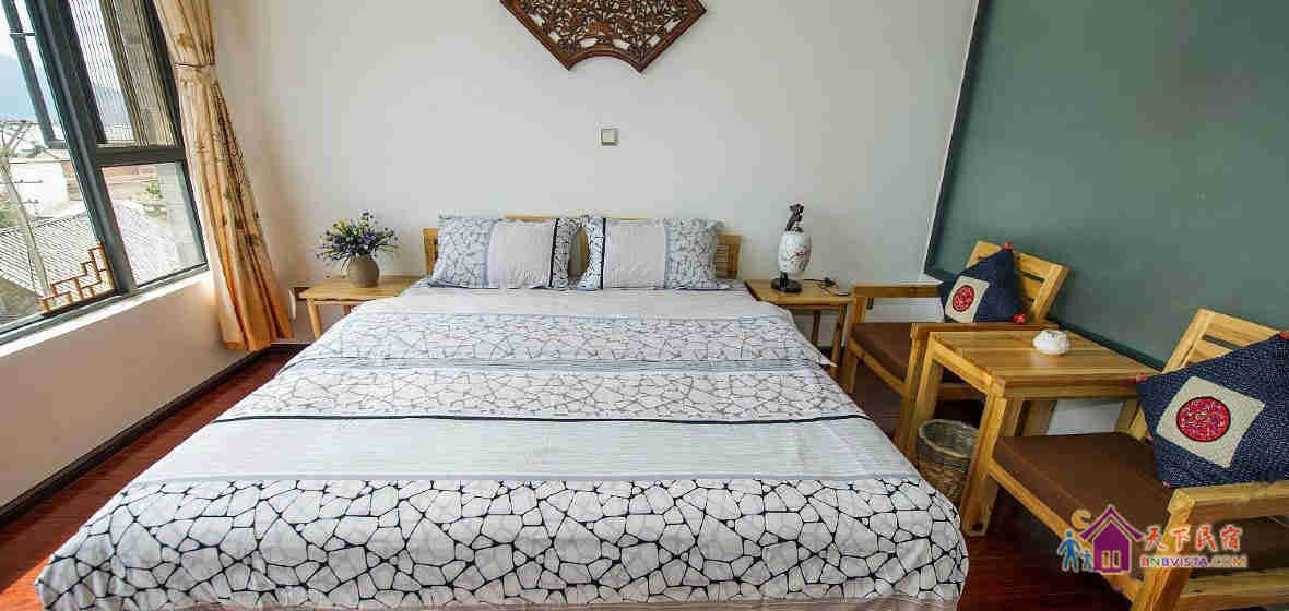 阳光庭院观景大床房