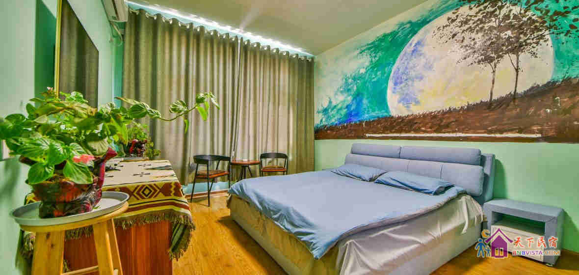 手绘洱海月大床房