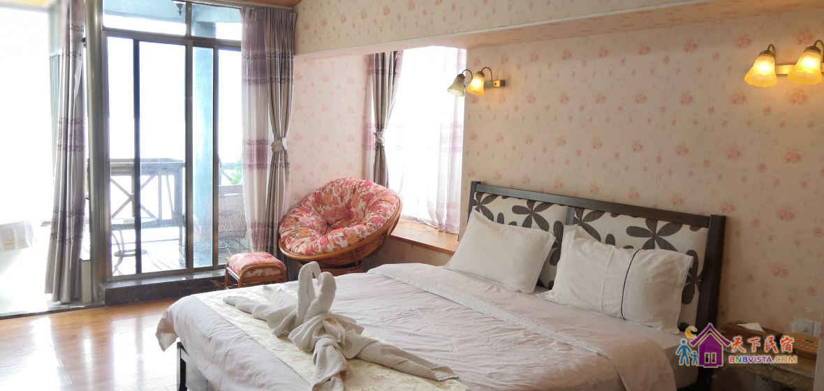 蜜月麻将海景房