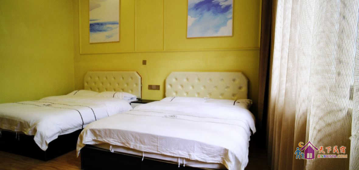 洱海月温馨亲子间