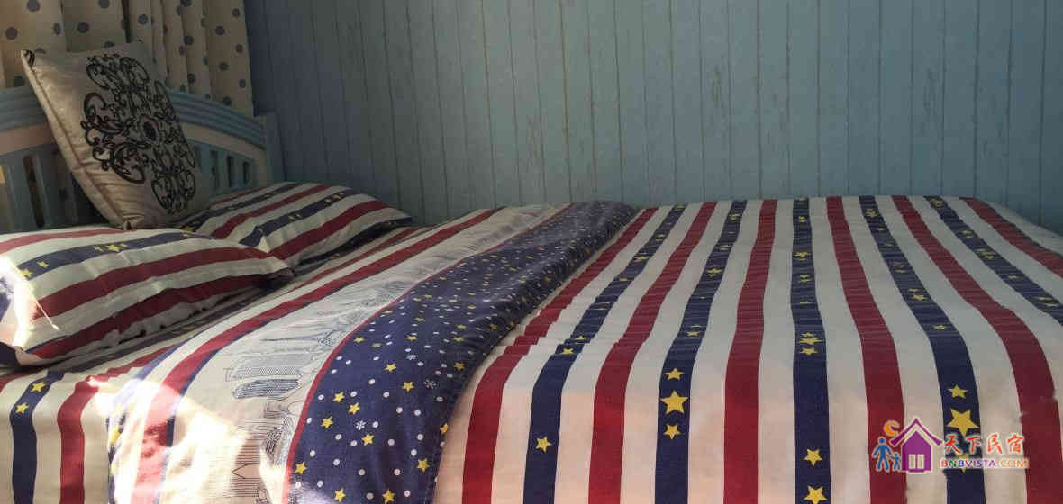 三楼888大床房