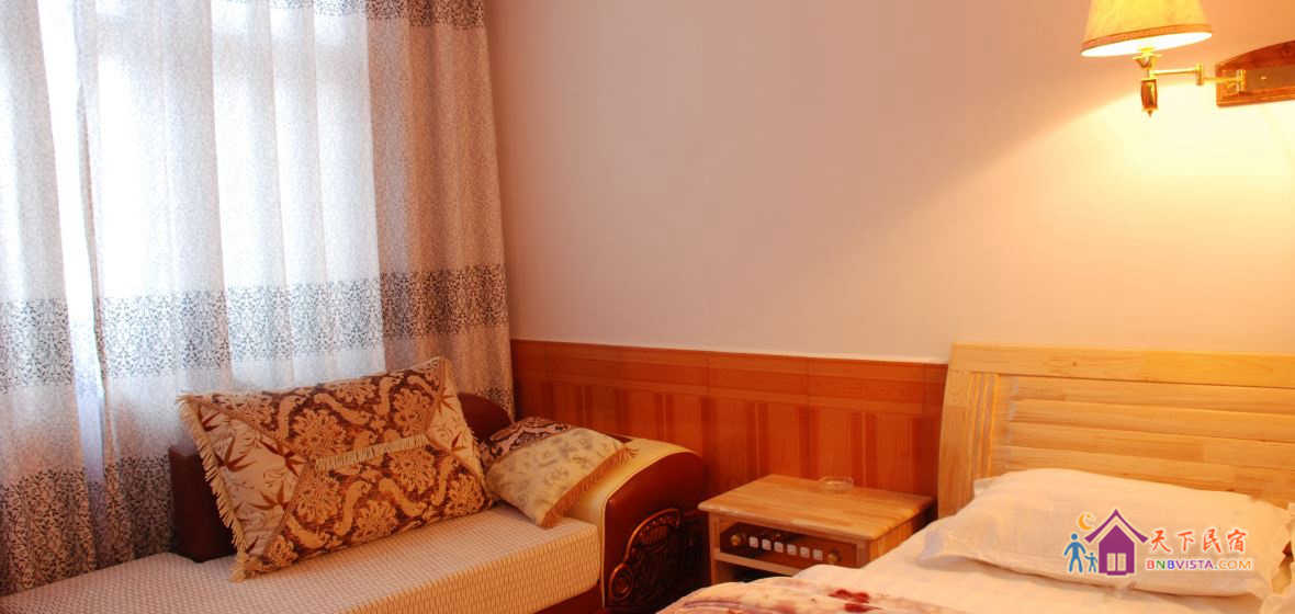 一楼温馨大床房