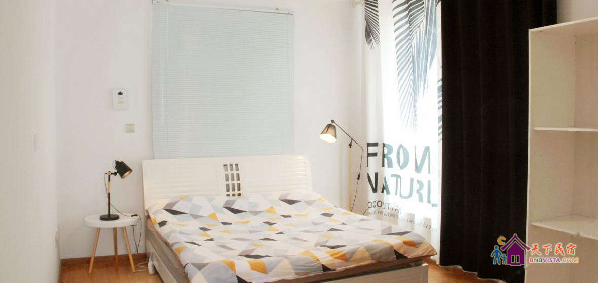 仙后·阳光温馨大床房