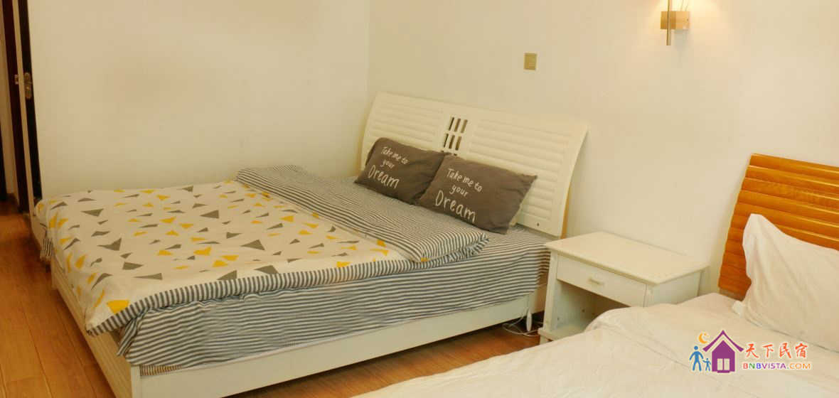 南极·温馨简欧家庭房