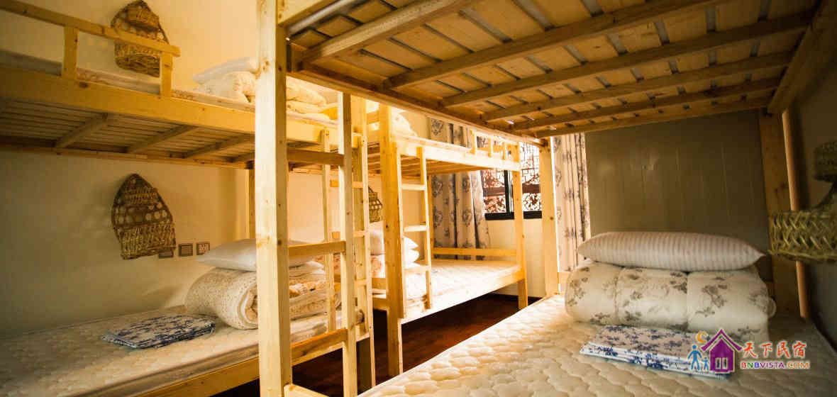 女生六人床位房