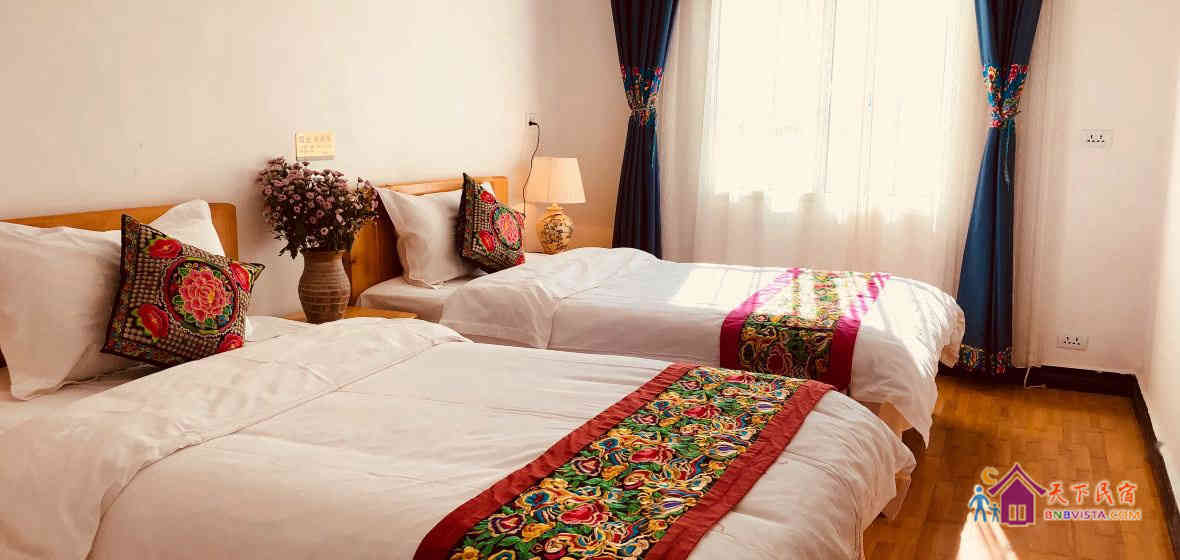 山景精致双人间