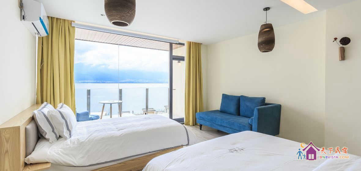 智能山海景家庭房