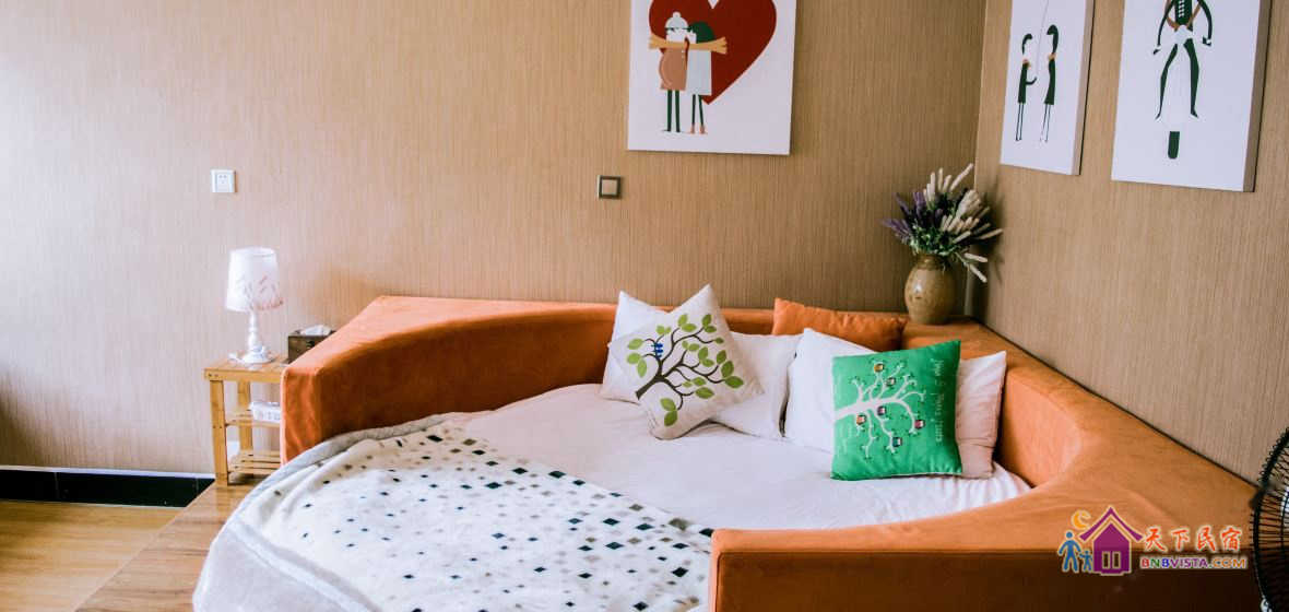 蜜月圆床大床房