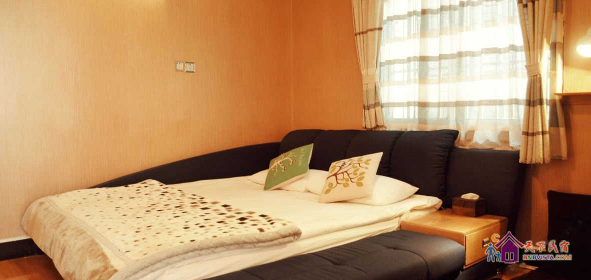 风情蜜月大床房