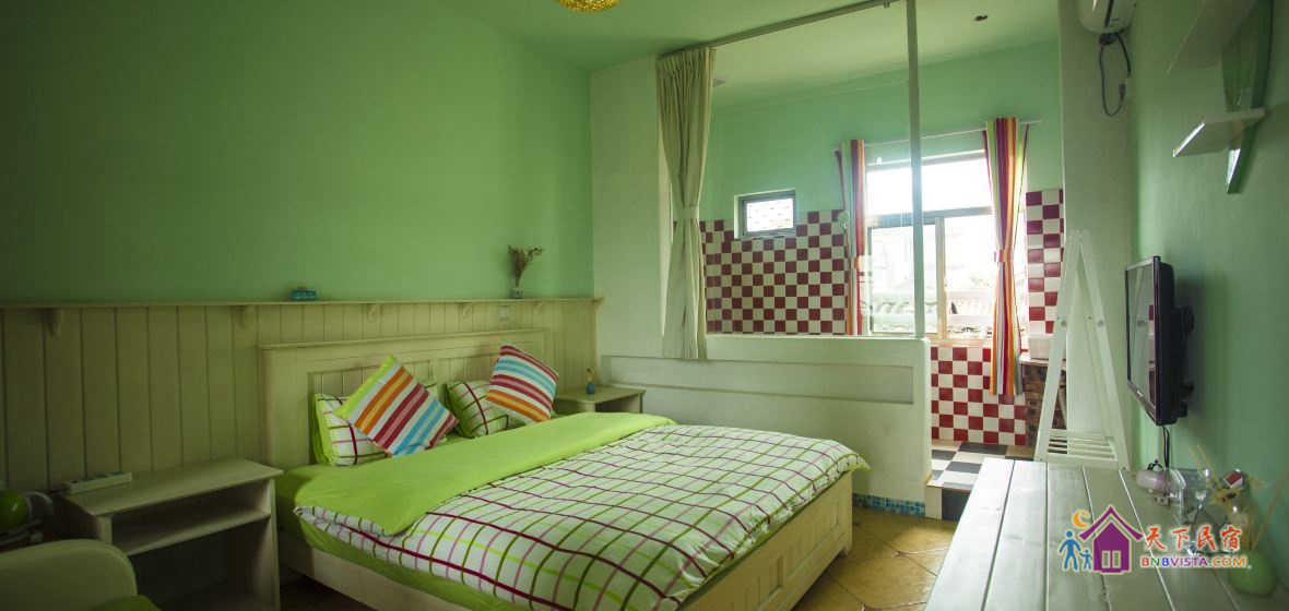 绿草茵茵房-带空调