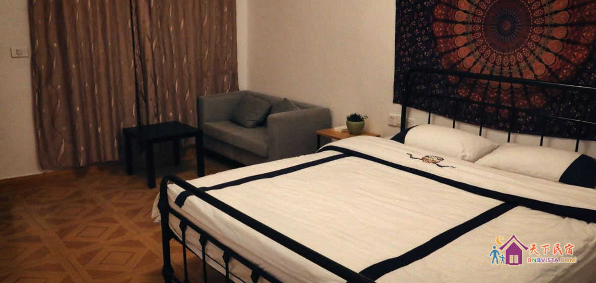 庭院舒适大床房