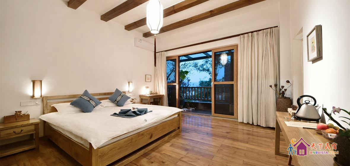 小满花园露台大床房