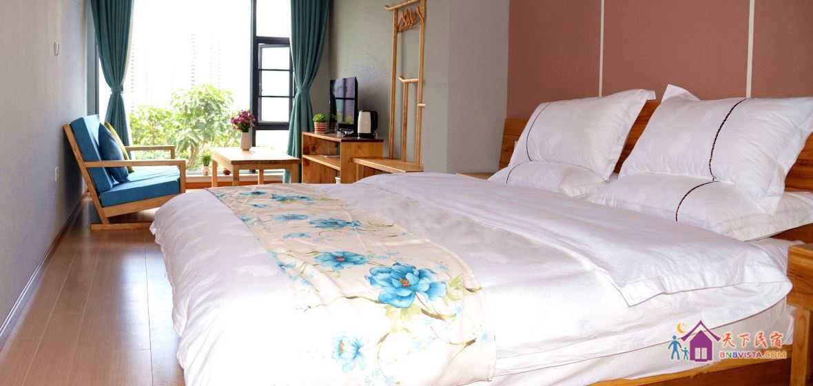 豪华观海大床房