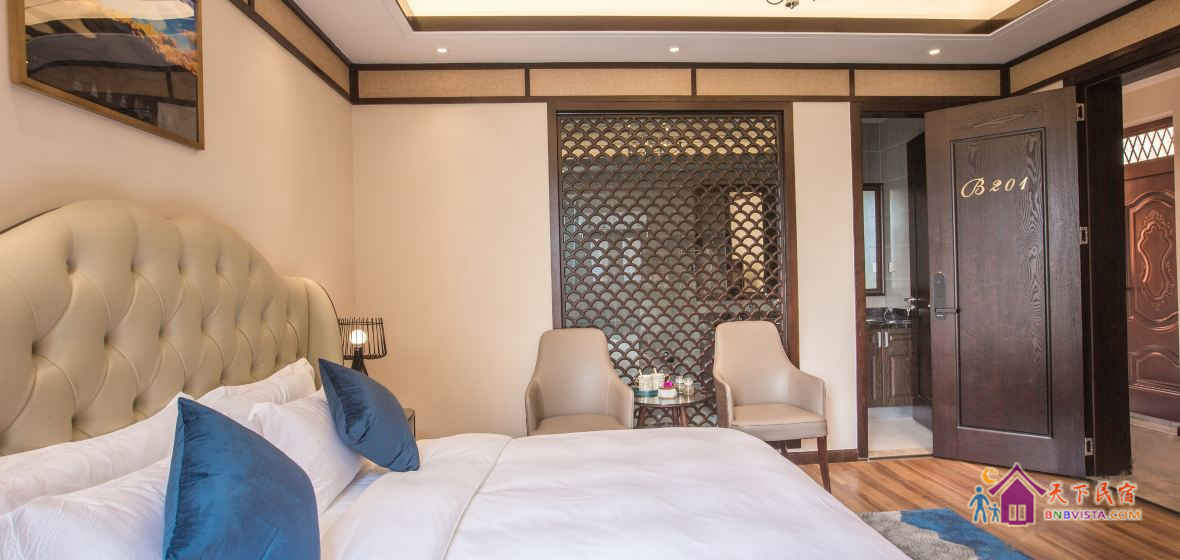 B区豪华大床房