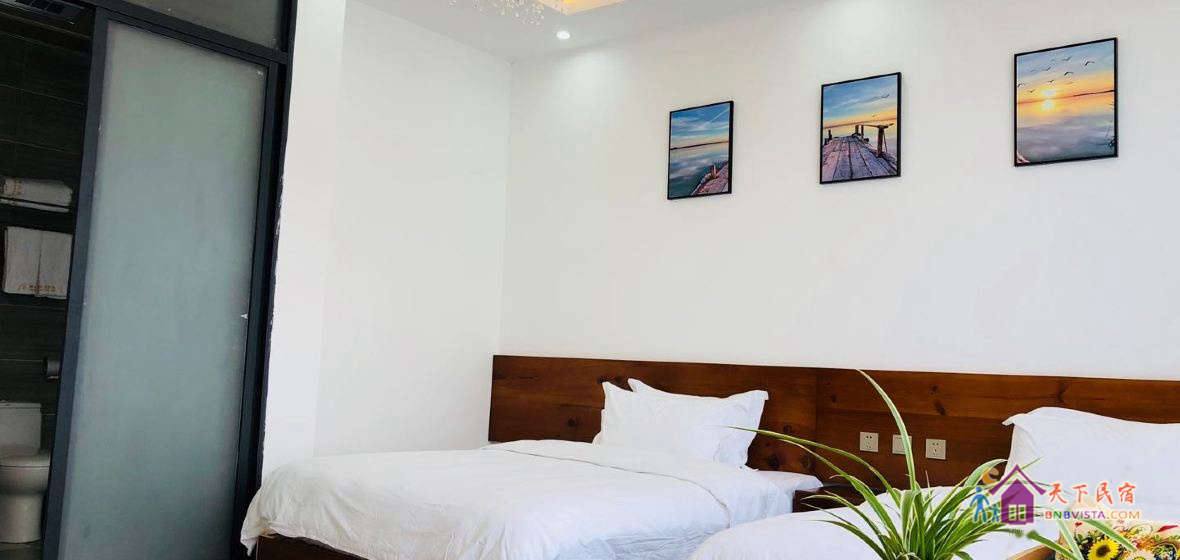 轻奢静雅豪华双床房