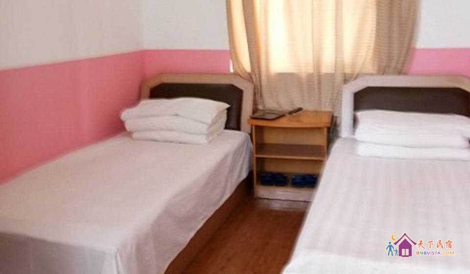 普通两人间(公共卫生间)(无法洗浴)