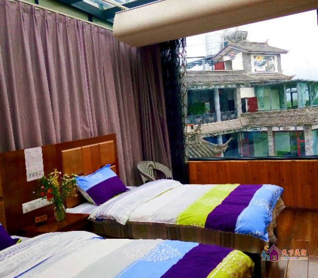 观景阳光豪华标间